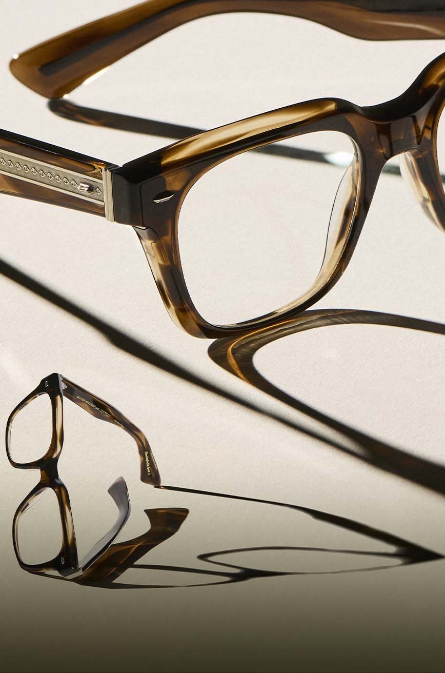 1971C found in Black + Grey Nylon.