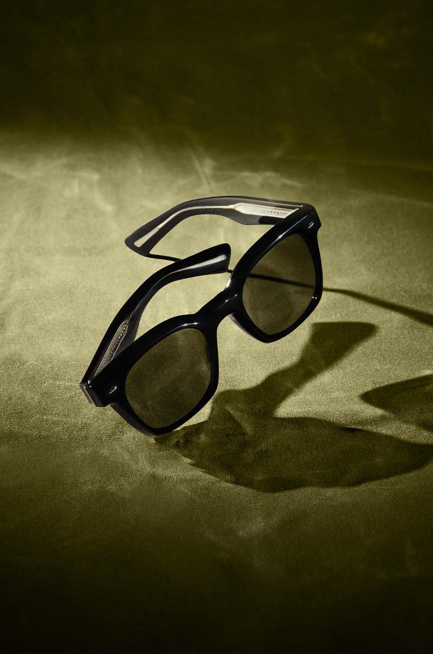 1971C found in Black + Grey Nylon.