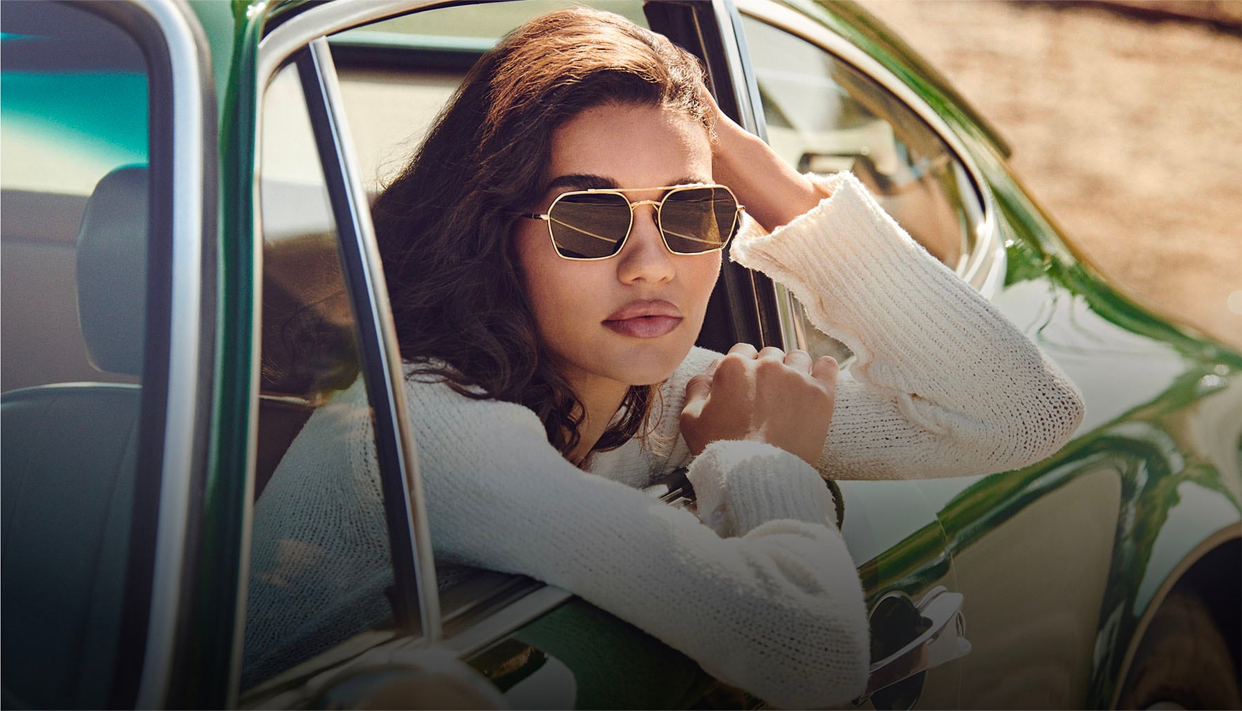 メンズとウィメンズのデザイナーサングラス ト | Oliver Peoples