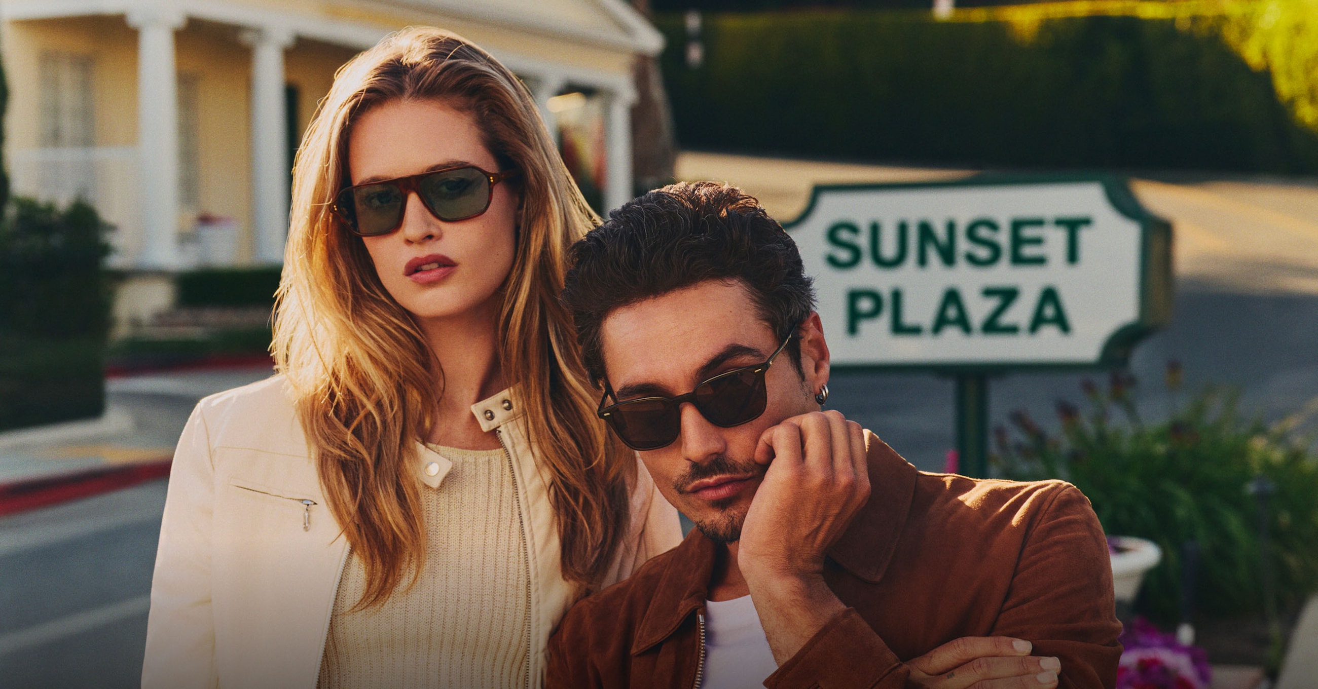 Remment and Laedin at the heart of Sunset Plaza.