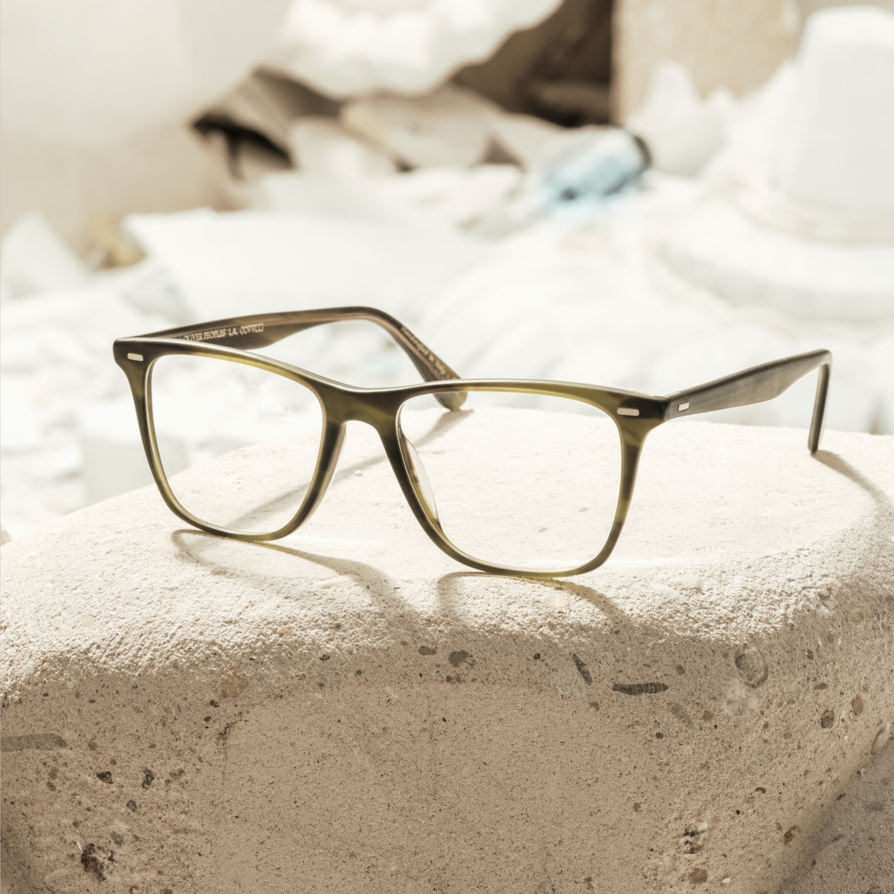 Oliver Ollis Eyeglasses in Black | Oliver®