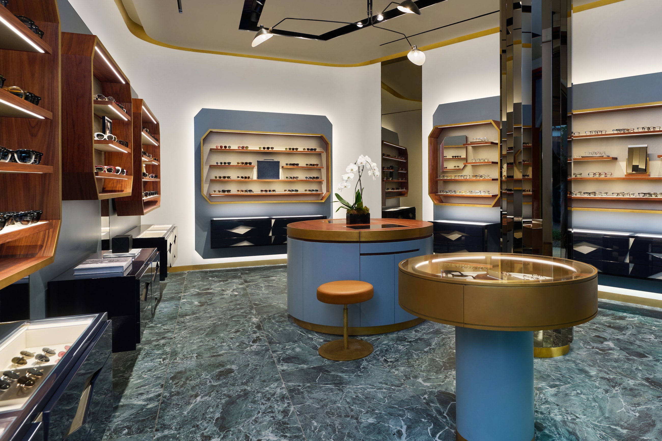 Oliver Peoples Woodlands Boutique 