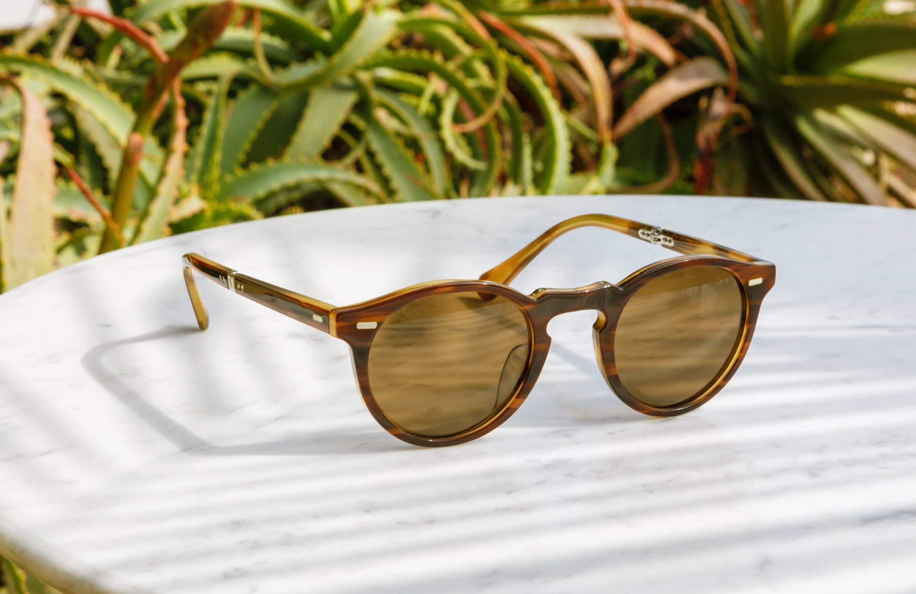 Viewed from the front, the folding mechanism isn’t visible for the opaque acetate version