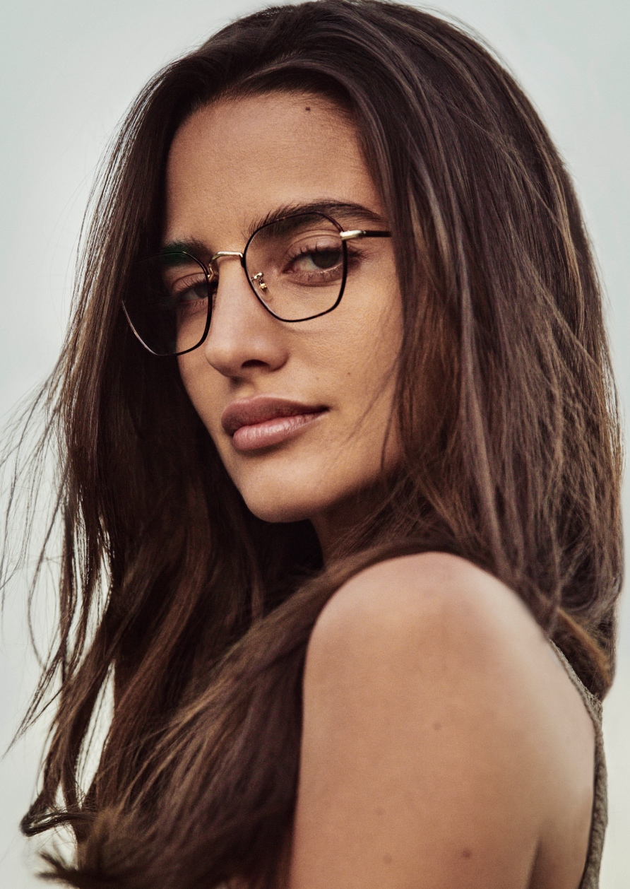 An optical style with intrigue, Levinson features a distinctive, angular lens shape, alongside the sharp, classic look of Rosson Sun.