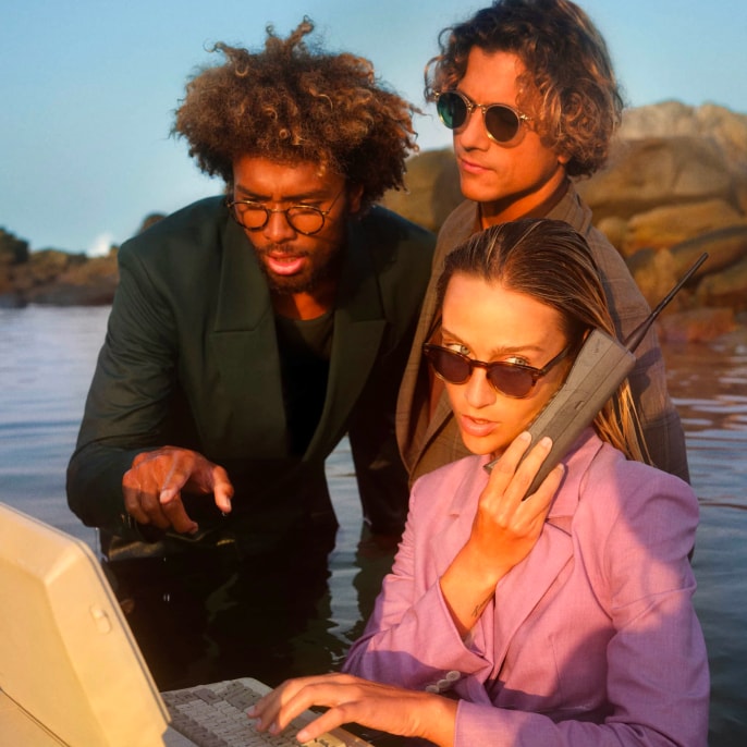 Discover The Timeless Elegance Of The Oliver Peoples x